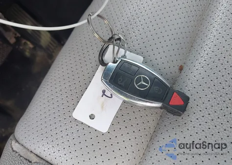 2014 Mercedes-Benz Glk 350 4Matic из США, поврежденный, VIN WDCGG8JB5EG263599